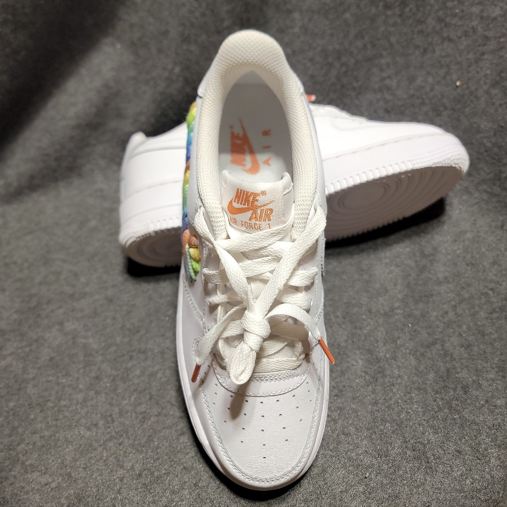 Nike Air Force 1 Low GS 'Rainbow Lace Swoosh' 6Y / 7.5W - Picture 2 of 6